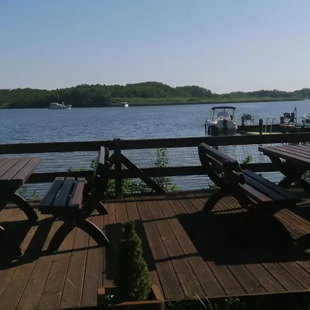 Mueritzhof アパート Vipperow